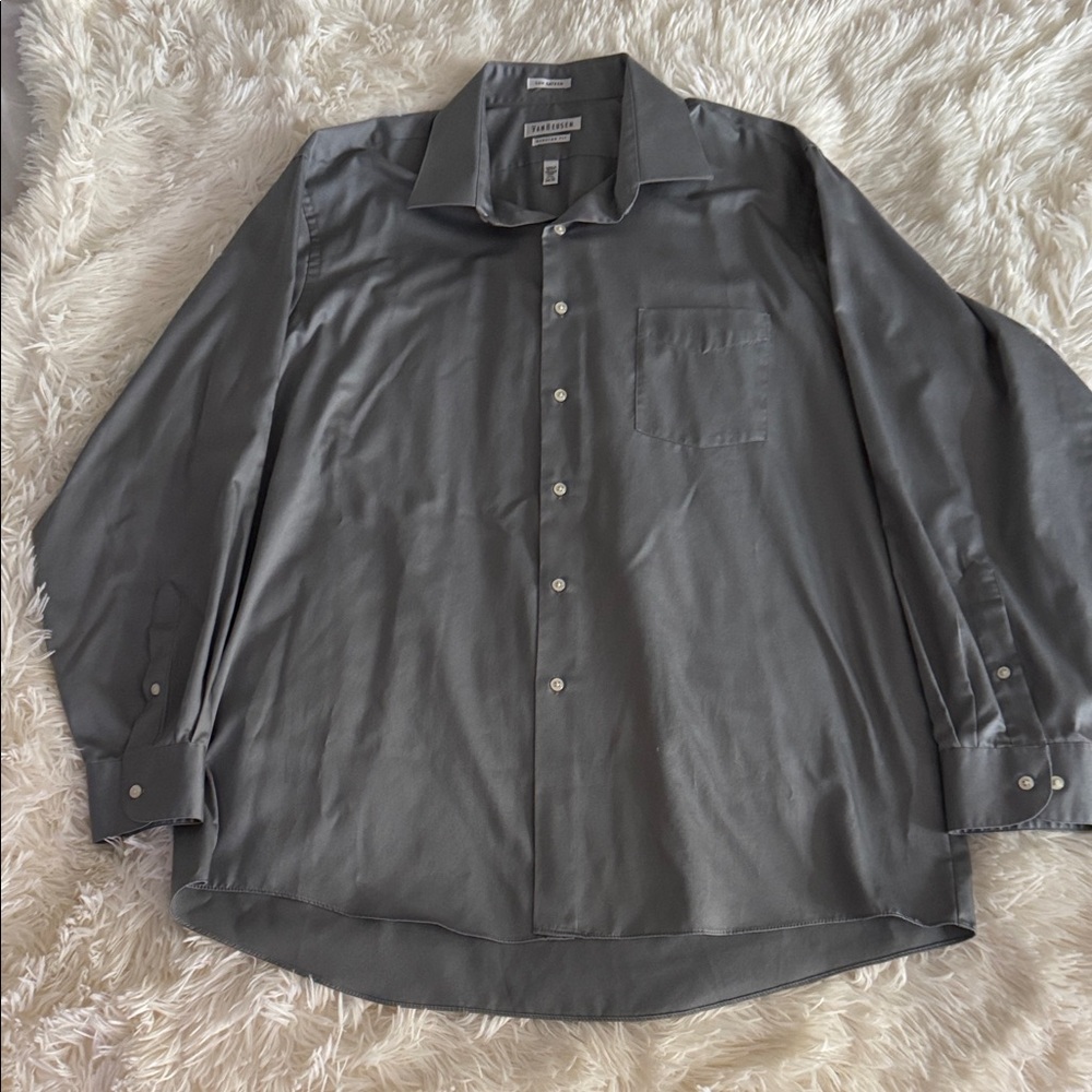 Van Heusen Gray Casual Button-Down Shirt